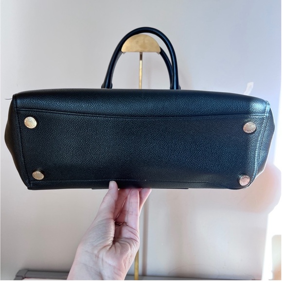 FINALE REDUCTION SALE❗️Michael Kors Satchel/crossbody - Picture 4 of 7